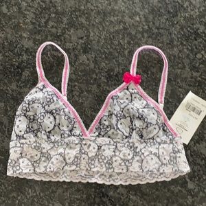 Women’s bralettes